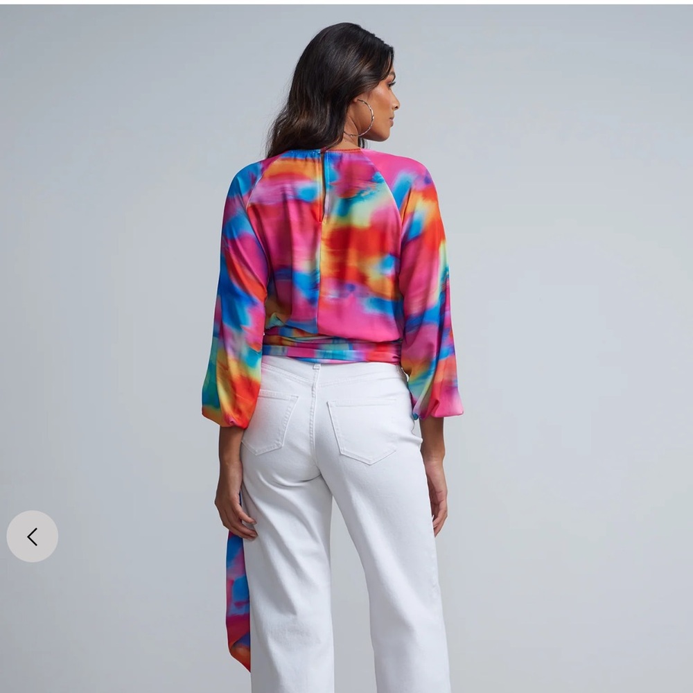 New York & Company Tie-Dye bow waist blouse sz M - Picture 3 of 12